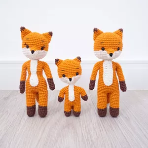 Imagem de capa para o Ebook Família Fox Receita Digital de Amigurumi