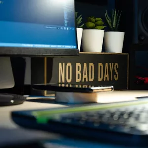 Imagem de capa para o Ebook Economize tempo com slides e documentos personalizados