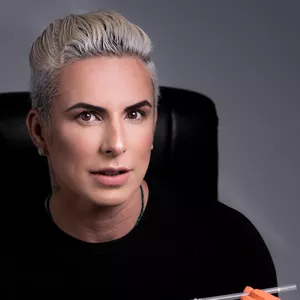 Imagem de capa para o Curso online Master Class - Fio de PDO - Pescoço