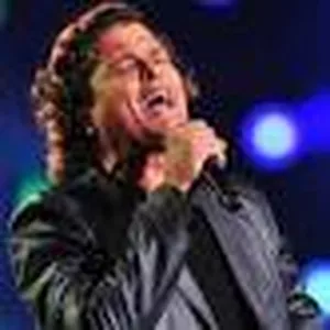 Imagen de portada para Evento online Concierto de Carlos Vives será el 14 de mayo en el Palacio de los Deportes