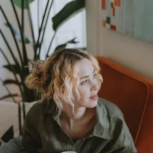 Imagem de capa para o Ebook E-book: Chás que apoiam a sua fertilidade - Naturalmente fértil