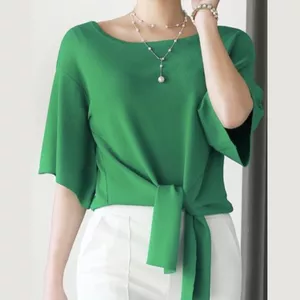 Imagem de capa para o Ebook MOLDE DE BLUSA COM MANGAS E AMARRAÇÃO