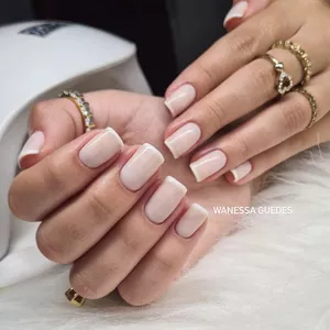 Curso Curso completo de especialização em esmaltação francesinha em gel