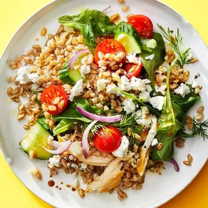 Imagem de capa para o Ebook Receitas Fit&amp;Gostosas: 10 Opções Saudáveis e Deliciosas