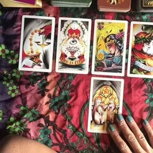 Imagen de portada para Curso online 🔮 Ernesto Tarot Bilbao Opiniones: Descubre el Poder de la Adivinación 🔮