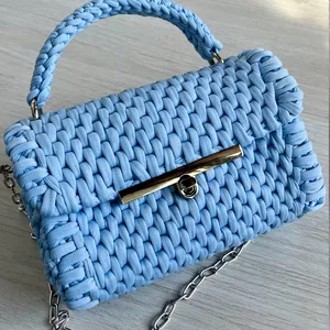 Imagem de capa para o Curso online Bolsa de crochê com fio de malha - Bolsa Ruby