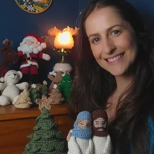 Imagem de capa para o Ebook Mini Curso Amigurumis de Natal