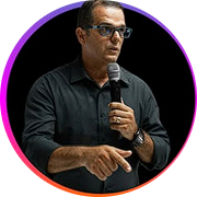 Pastor Leonardo Cabral