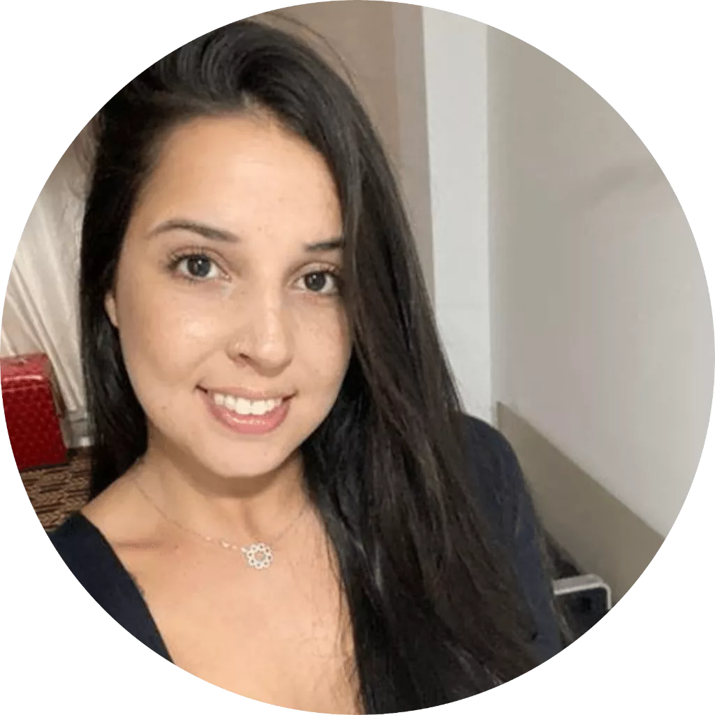 Aline Camargo - 1º lugar na prefeitura de São Vicente/SP