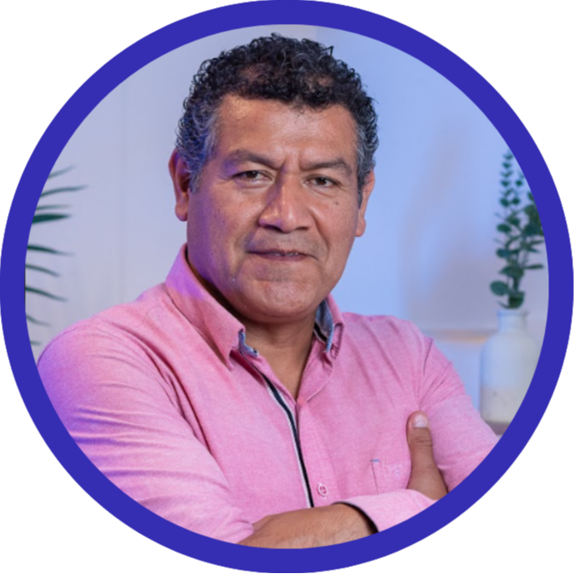 🔹 LUIS SIGUEÑAS