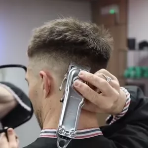 Imagem de capa para o Curso online  SelfCorte Curso de barbeiro Corte de cabelo 