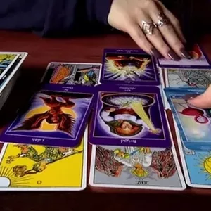 Image de couverture pour le Cours en ligne 🌟 Jeux De Tarot Gratuit A 5 🃏 - Découvrez le Plaisir du Tarot en Ligne 🌟