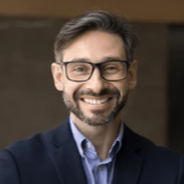 🔹Juan S., Asistente Administrativo.