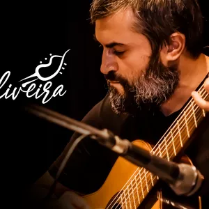 Imagem de capa para o Curso online CURSO DE  GUITARRA E VIOLÃO - PROGRAMA 31 FRASES