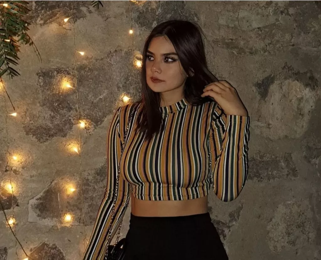 Itzel Moreno, España.