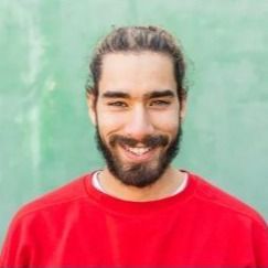 🔹 Carlos Vega, Analista contable