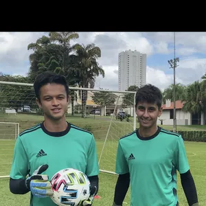 CURSO DE GOLEIRO LUVINHA DOURADA