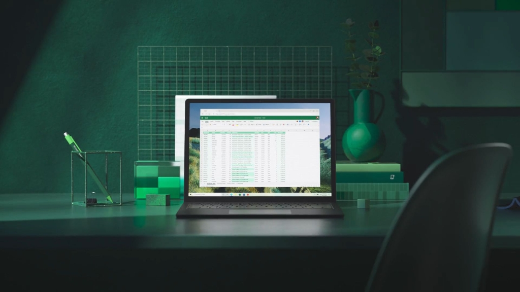 Inscríbete en el curso de Excel para inversionistas & empresarios y  aprende a modelar tus negocios y tus inversiones, a tomar decisiones financieras y a medir los rendimientos de tus activos.