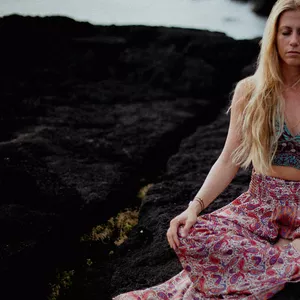 Imagem de capa para o Ebook "Como reprogramar crenças limitantes?"