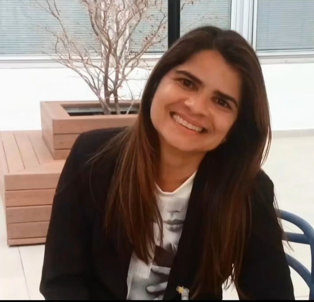 kelly Oliveira