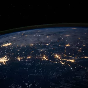 Imagem de capa para o Curso online Capacitação em Jornalismo Moderno: Análise de Dados e uso otimizado da IA