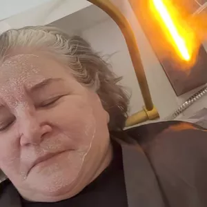 Imagem do curso Curso Nacional de Head Spa: Relaxamento e Bem-Estar