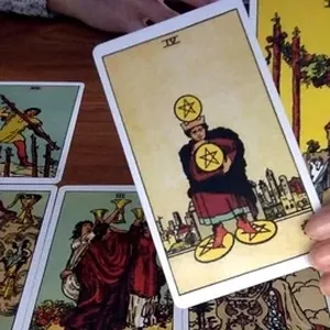 Imagen de portada para Curso online Tarot Sentimientos Otra Persona Gratis