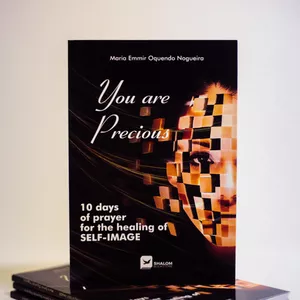 Cover image for Ebook You are precious: 10 days of prayer for the healing of SELF-IMAGE