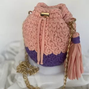 Imagem de capa para o Curso online Bolsa Ali em fio de malha