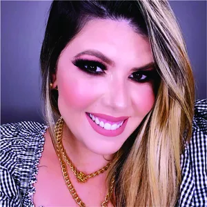Imagem de capa para o Curso online Curso de Automaquiagem Monallyza Leite