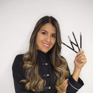 Imagen de portada para Curso online MASTER EN CEJAS