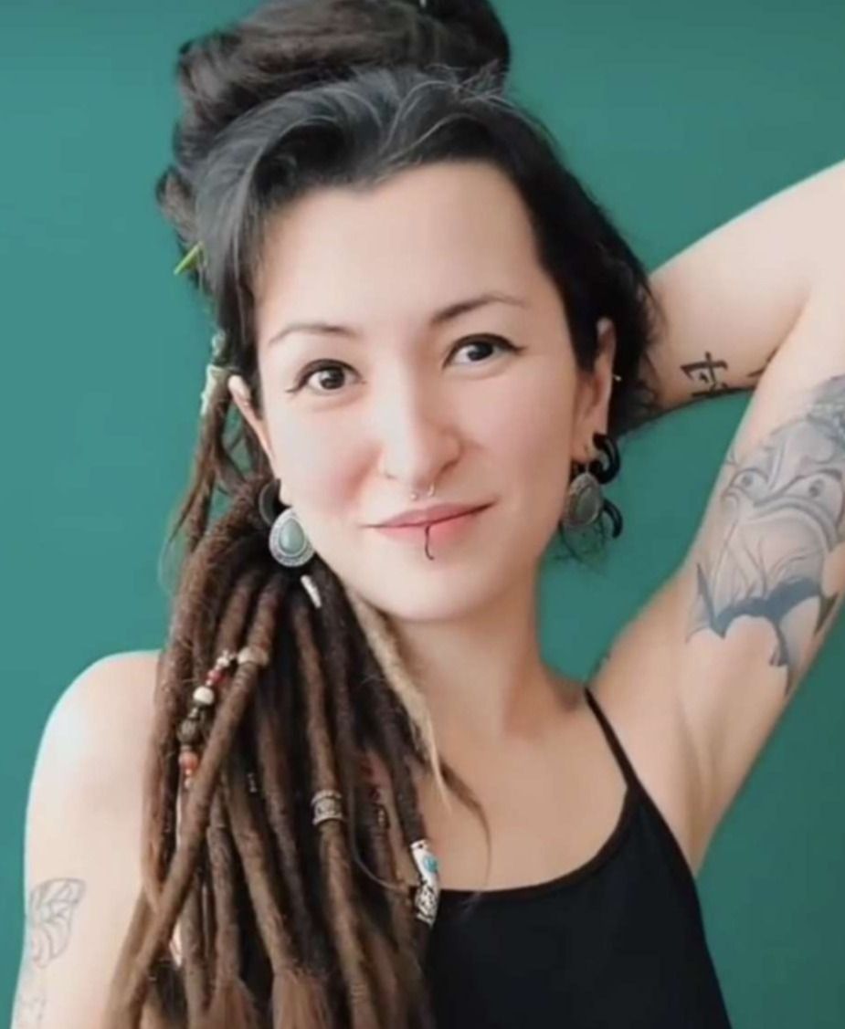 Aline Nakamura