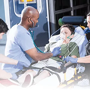 Imagem de capa para o Ebook Curso de Urgência e Emergência na Pediatria