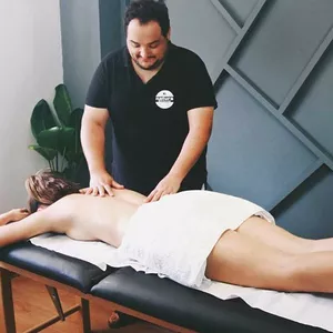 Imagen de portada para Curso online Curso de Quiromasaje Profesional 360º Online Evento