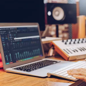 Imagen de portada para Curso online Curso de Automatizacion con Coqui Selection 