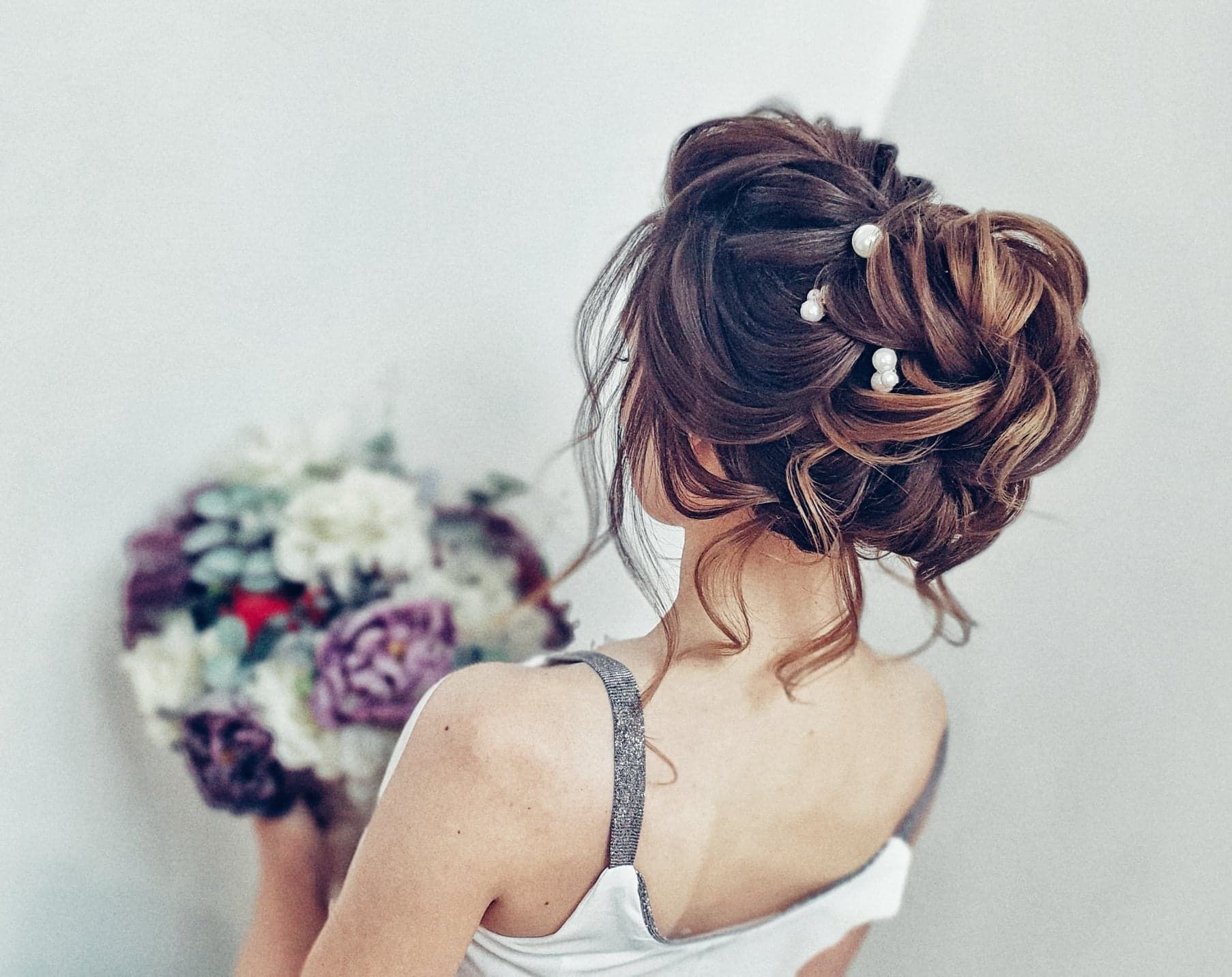 Imagem do curso TUDO O QUE VOCÊ PRECISA SABER PARA EXECUTAR LINDOS PENTEADOS COM A TÉCNICA RUSSA.