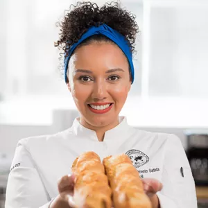 Imagem de capa para o Curso online Baguetes por Padeira Jéssica