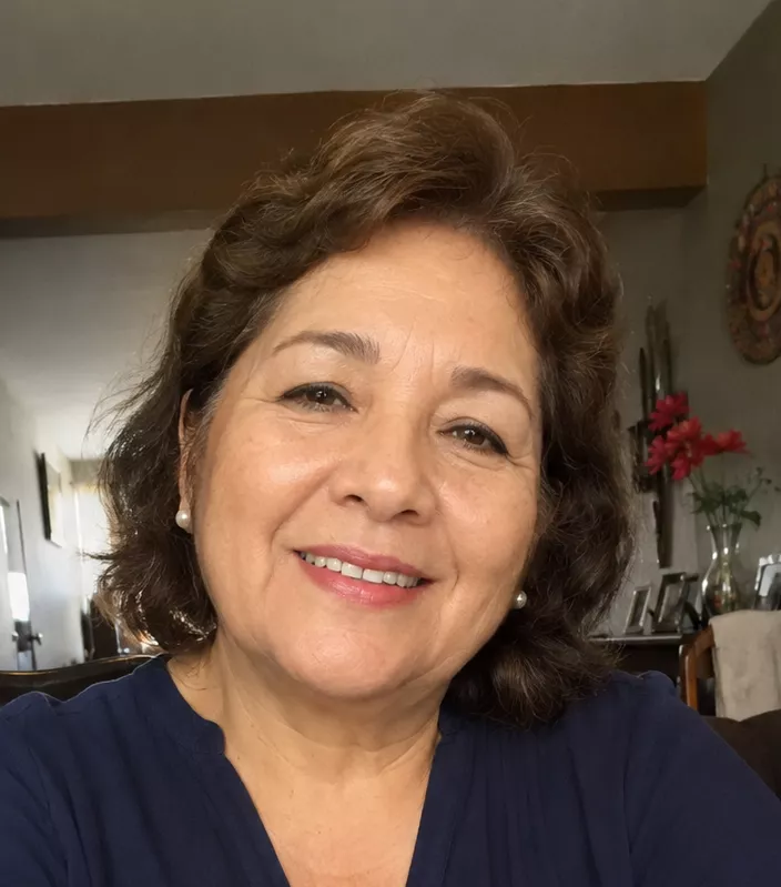 Claudia Ramírez Torres — Lima, Perú