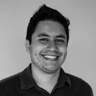 Plínio Vitor - Designer Gráfico