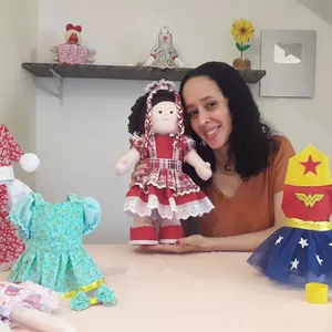 Imagem de Boneca de Pano Lili Festeira - Curso Online! criado por Siania na hotmart
