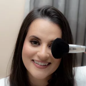 Imagem de capa para o Curso online Makes Rapidinhas com Babi Reis