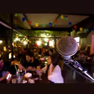 Imagem de capa para o Ebook Ganhando dinheiro tocando em barzinho