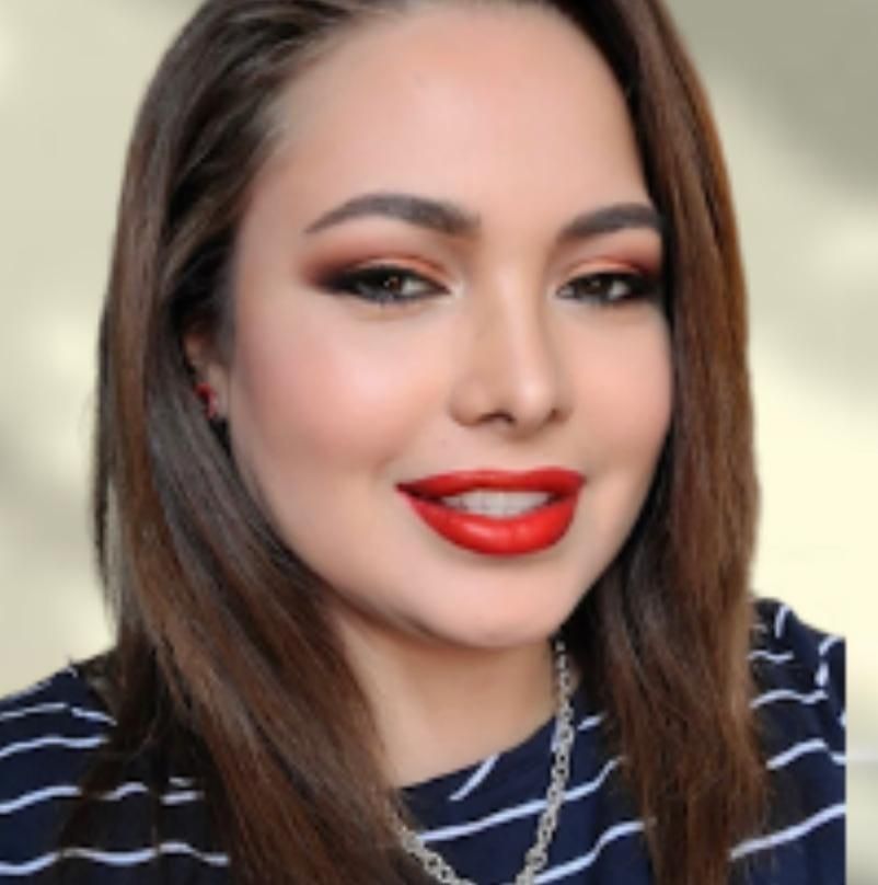 Marta, Profesora de Repostería