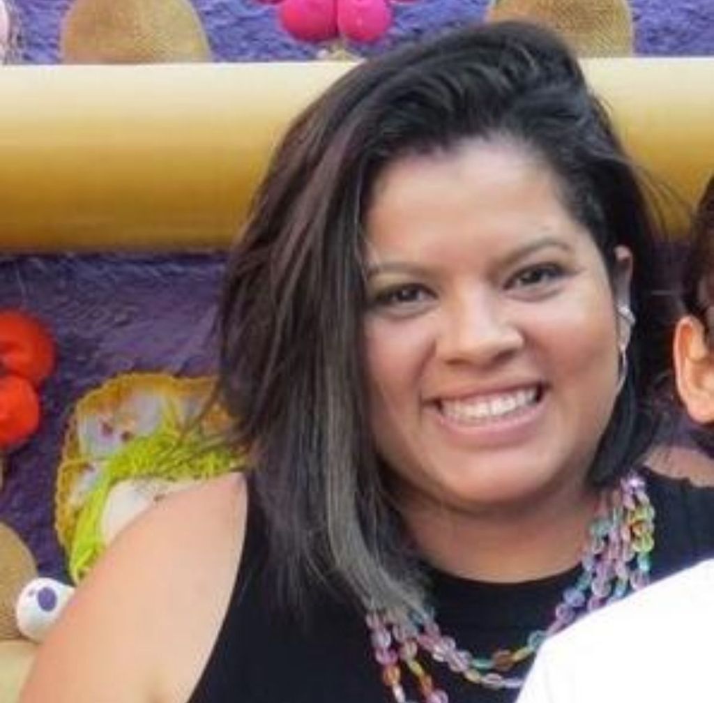 Maria Angélica Porto - Mãe do Davi - 8 anos