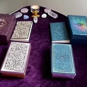 Imagen de portada para Curso online 🌟 El Mundo Tarot: Tu Destino en las Cartas 🌟
