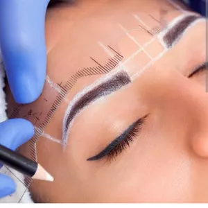 Imagem de capa para o Curso online Design de sobrancelha 