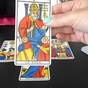 Imagen de portada para Curso online 🌟 Descubre el Amor entre Acuario ♒ y Escorpio ♏: Tarot y Consejos 💑