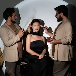 Imagem de capa para o Curso online Social Beauty: Maquiagem Social por Necessaire Fashion