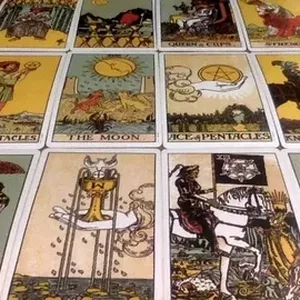 Imagen de portada para Curso online 🌟 Tarot Del Amor 3 Cartas: Encuentra Respuestas Ahora 🌟