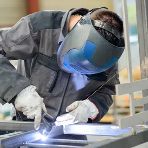 Imagem de capa para o Curso online Soldador Profissional (MIG, MAG, TIG)